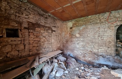 OKOLICA VIŠNJAN!!! Autohtona istarska kamena kuća većinom renovirana - u izgradnji 33