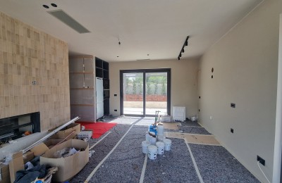 SURROUNDINGS OF VRSAR!!! Beautiful villa with heated pool and sauna, 10 km from the sea - under construction 16