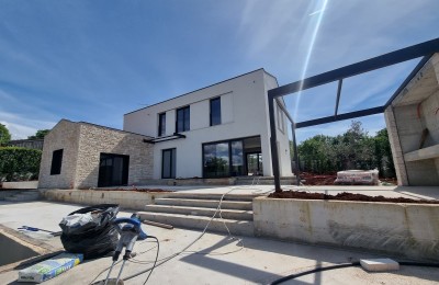 SURROUNDINGS OF VRSAR!!! Beautiful villa with heated pool and sauna, 10 km from the sea - under construction 46