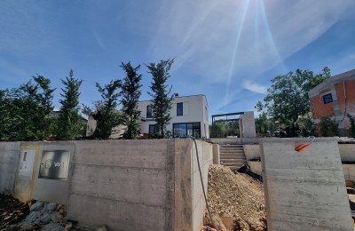 SURROUNDINGS OF VRSAR!!! Beautiful villa with heated pool and sauna, 10 km from the sea - under construction 49